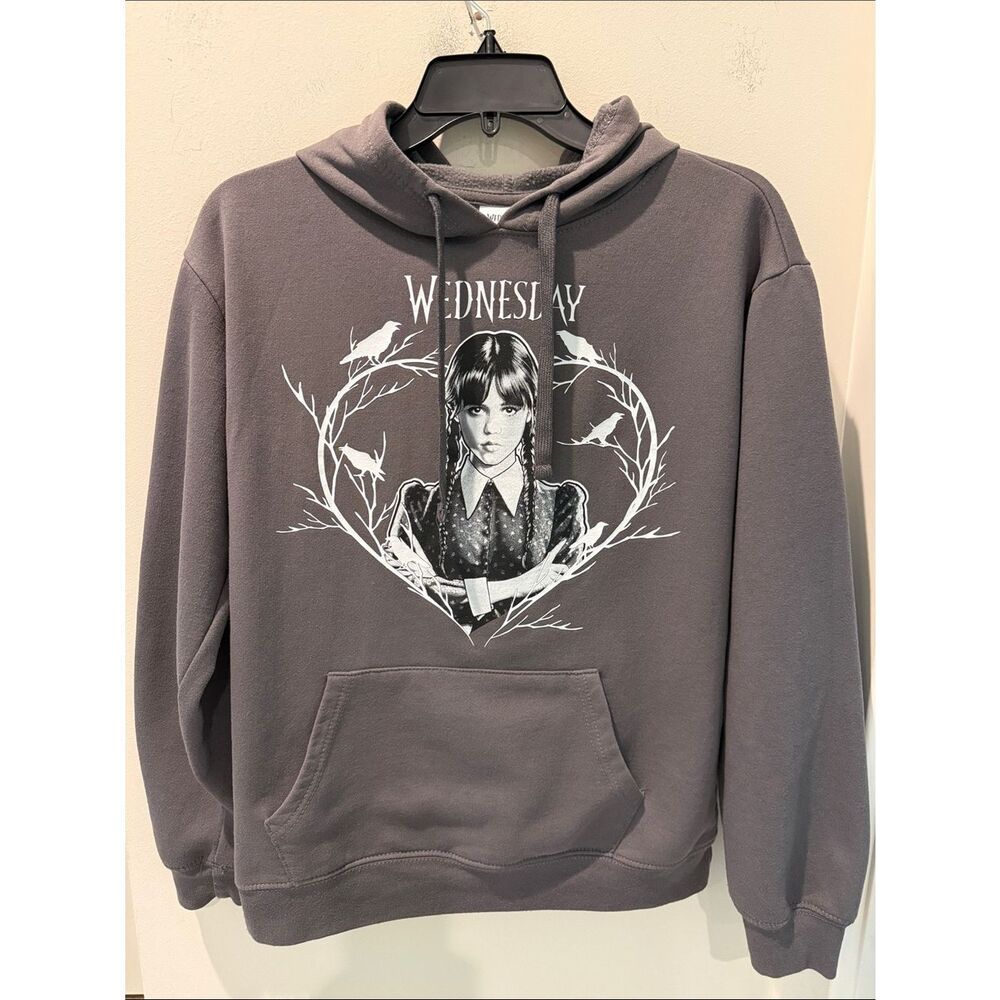 Women's 'Wednesday' Graphic Hoodie - Gray size medium